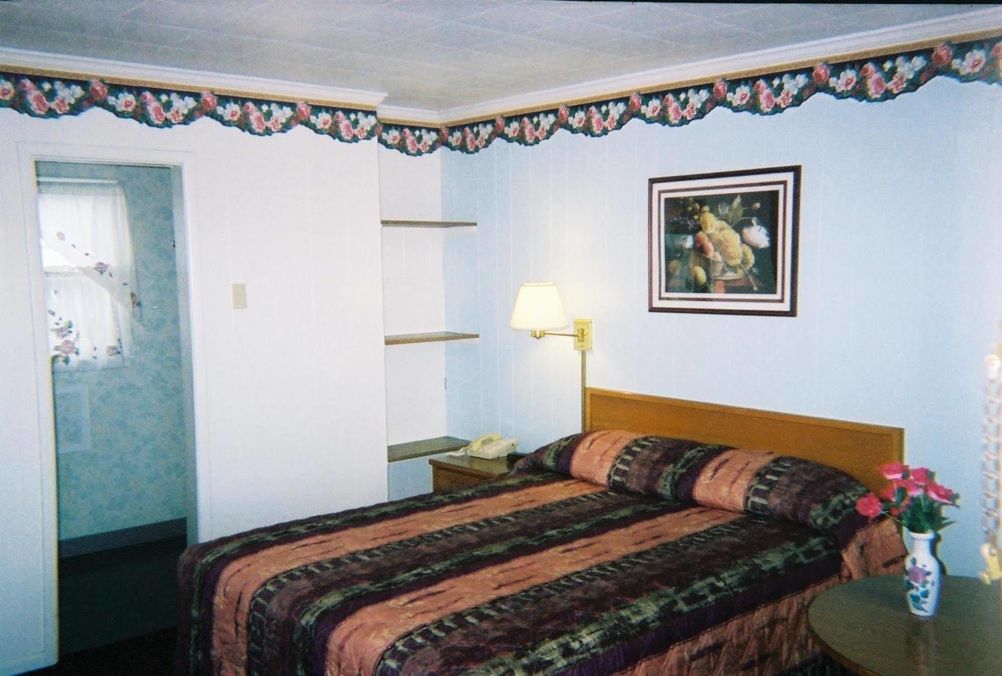 Rainbow Motel Montpelier Esterno foto